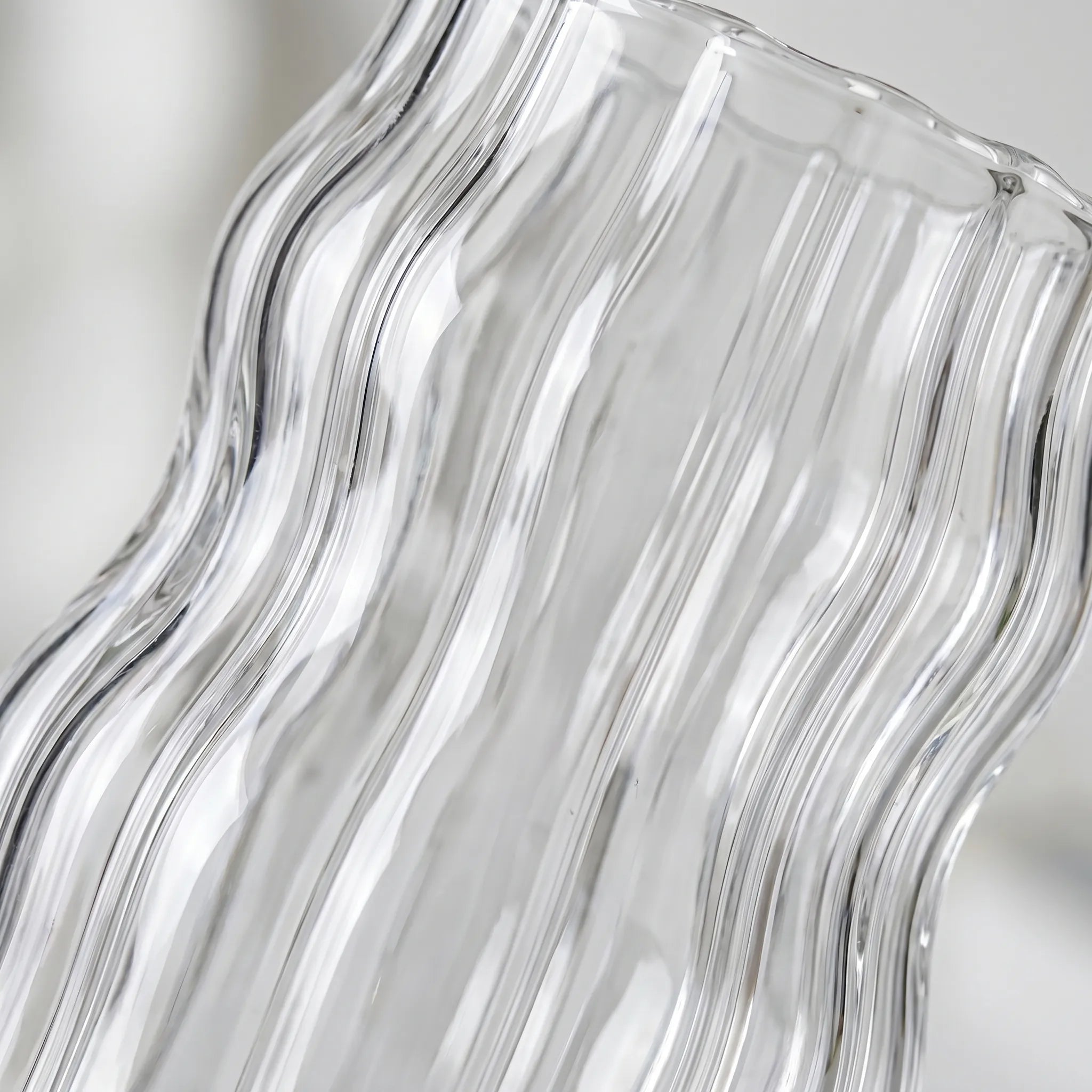 Curved Drinkware Set  