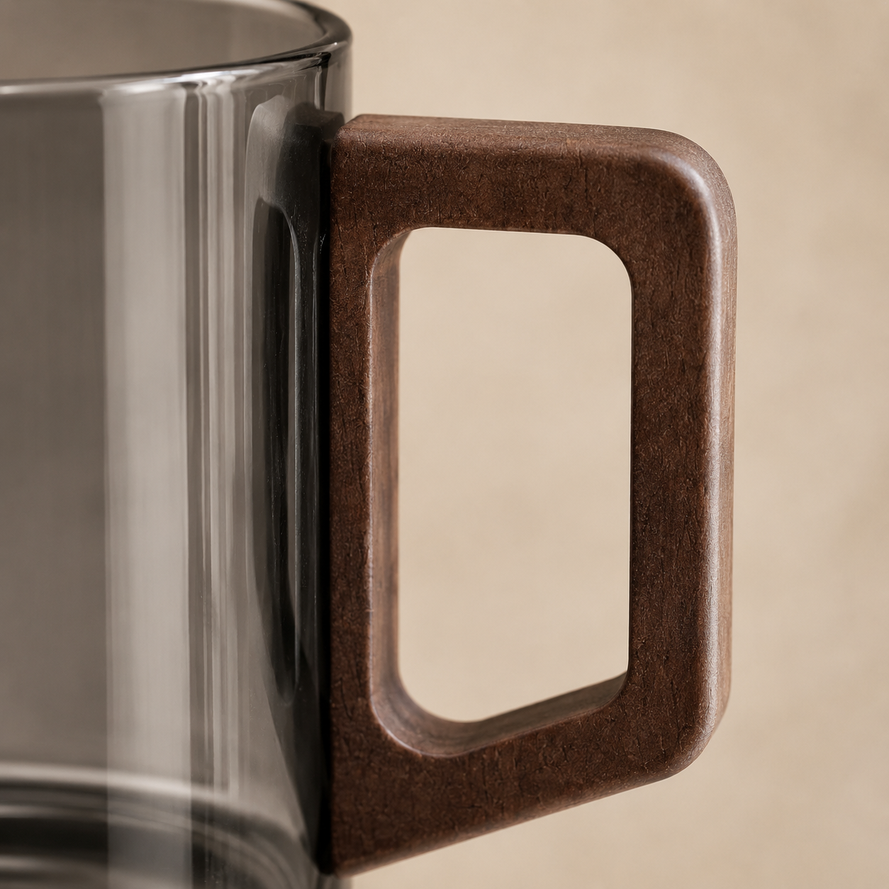 Heat Resistant Glass Mug with Walnut Handle 4