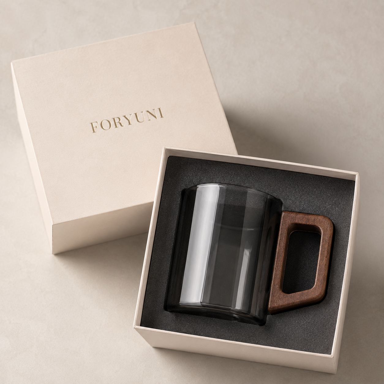 Heat Resistant Glass Mug with Walnut Handle 3