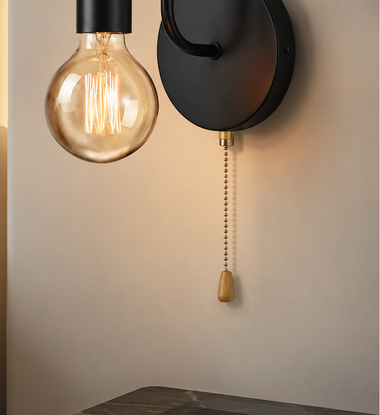 Minimalist Iron Wall Sconce with Pull Chain – E27 Industrial Style Bedside Wall Light in Matte Black Foryuni
